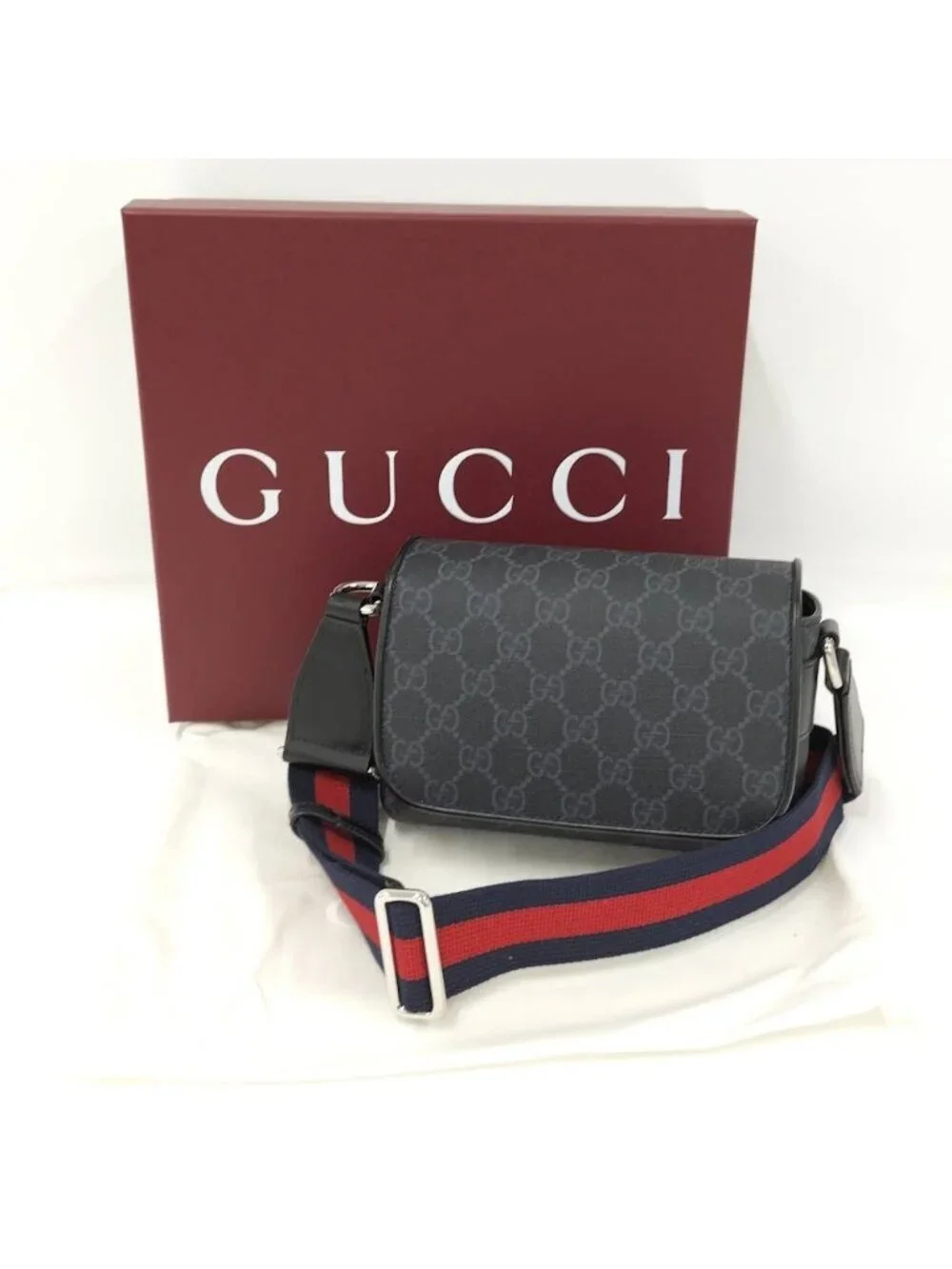 Gucci Shoulder Bag GG Supreme